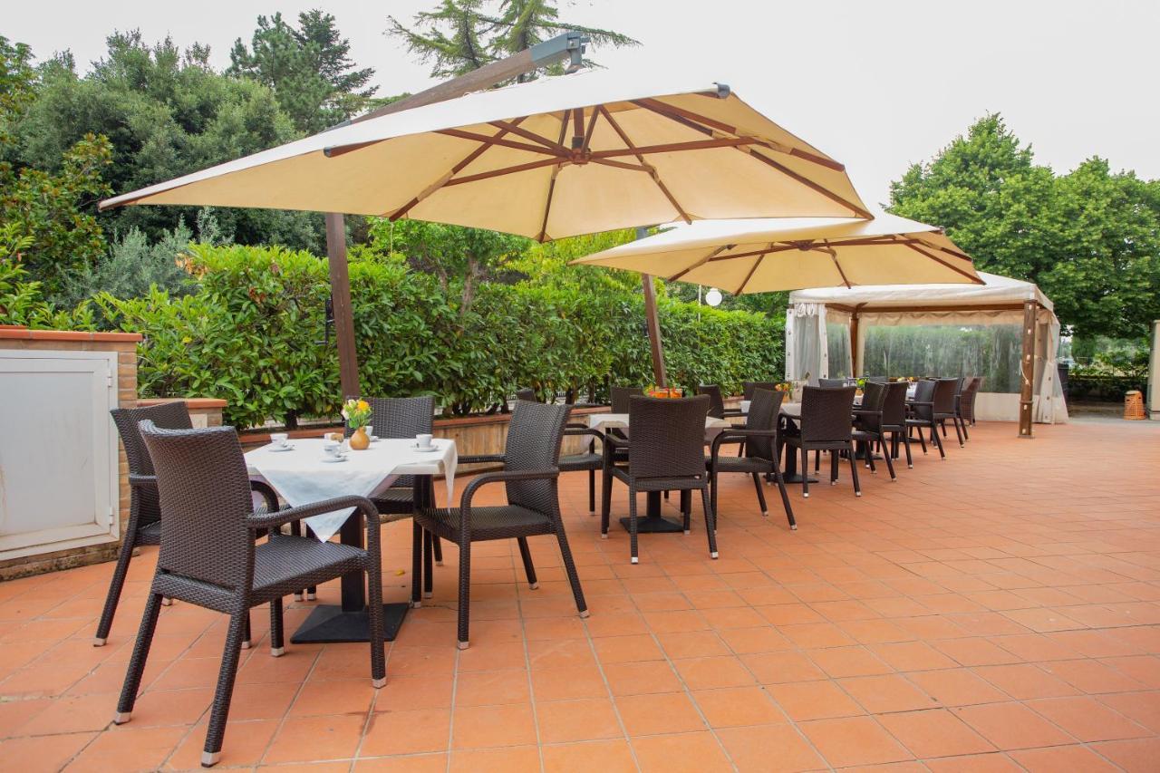 Hotel Villa Verde Ривоторто Экстерьер фото