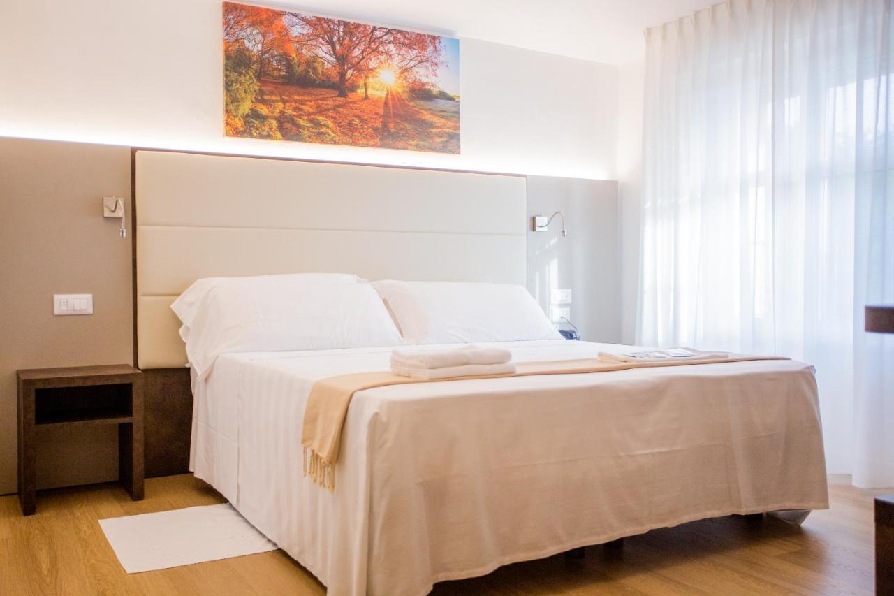 Hotel Villa Verde Ривоторто Экстерьер фото